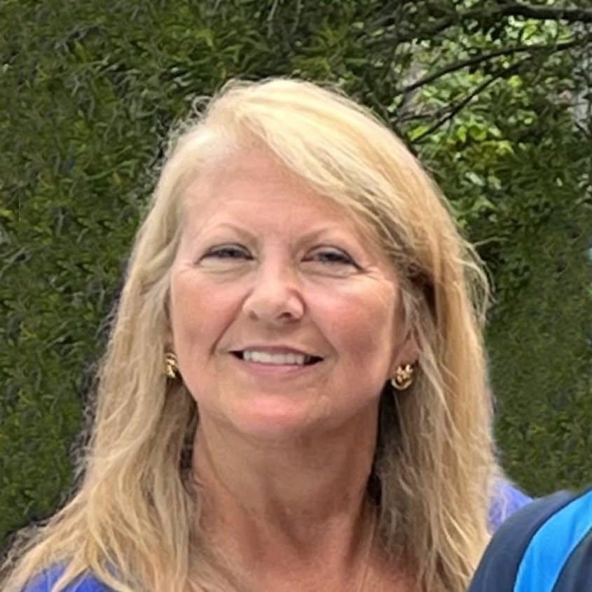 Susan Mayes's Classmates® Profile Photo
