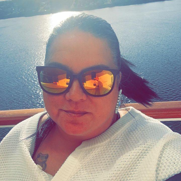 Stephanie Dobbins