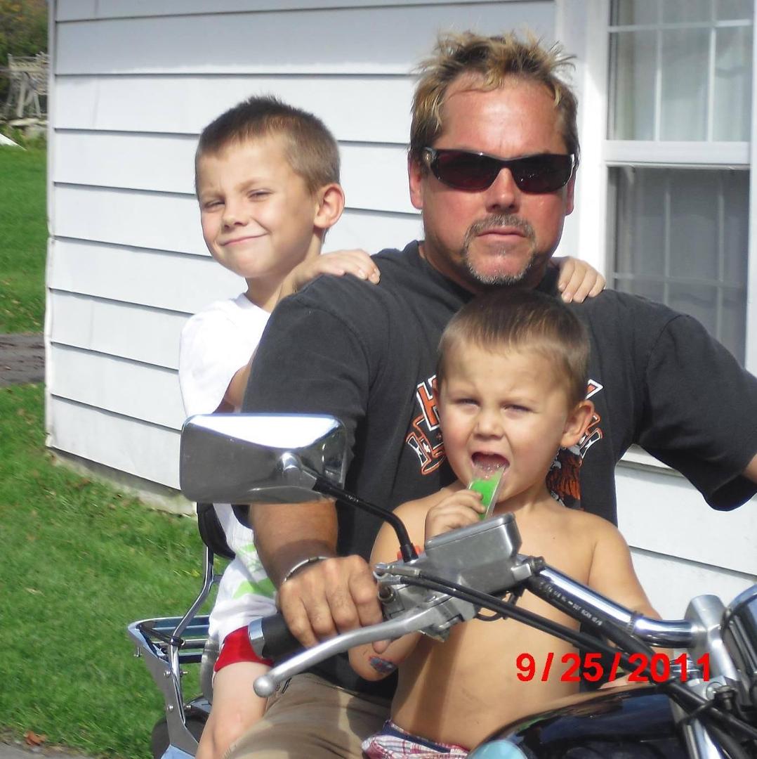 Jonathan Hatch's Classmates® Profile Photo