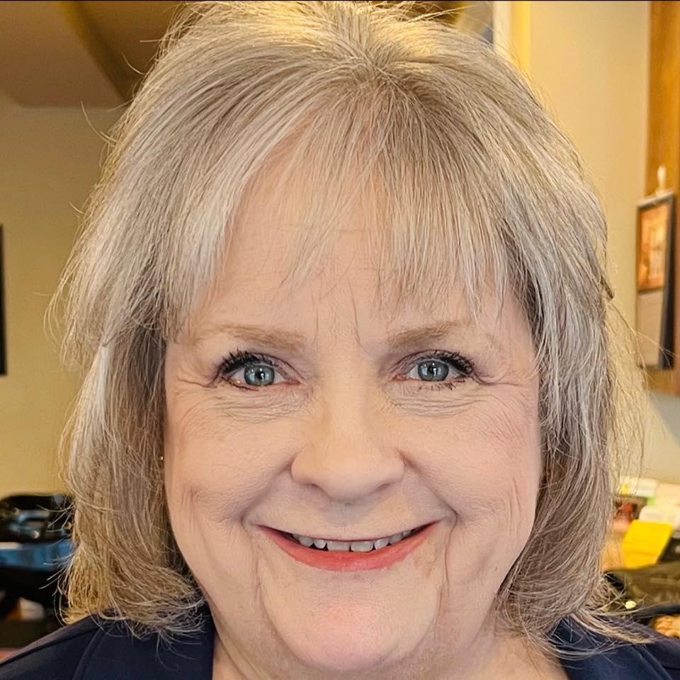 Ellen Holmes's Classmates® Profile Photo
