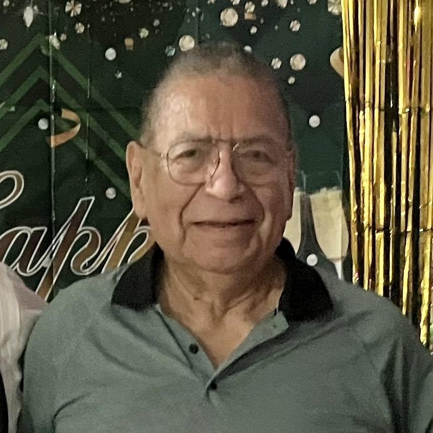 Gilbert Galvan's Classmates® Profile Photo