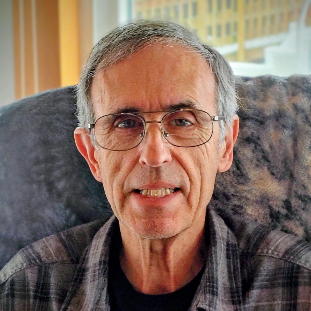 Leon Booth's Classmates® Profile Photo