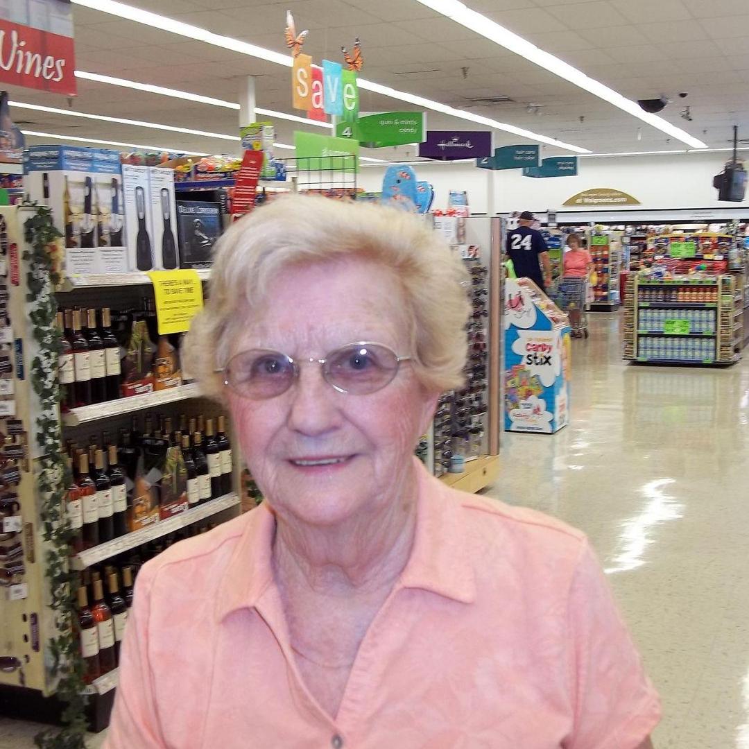 barbara updegraff's Classmates® Profile Photo