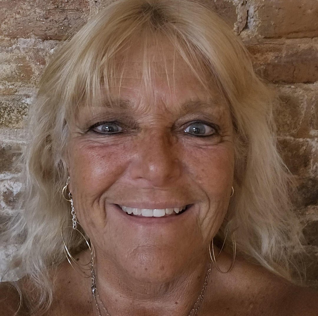 Terry Ward's Classmates® Profile Photo
