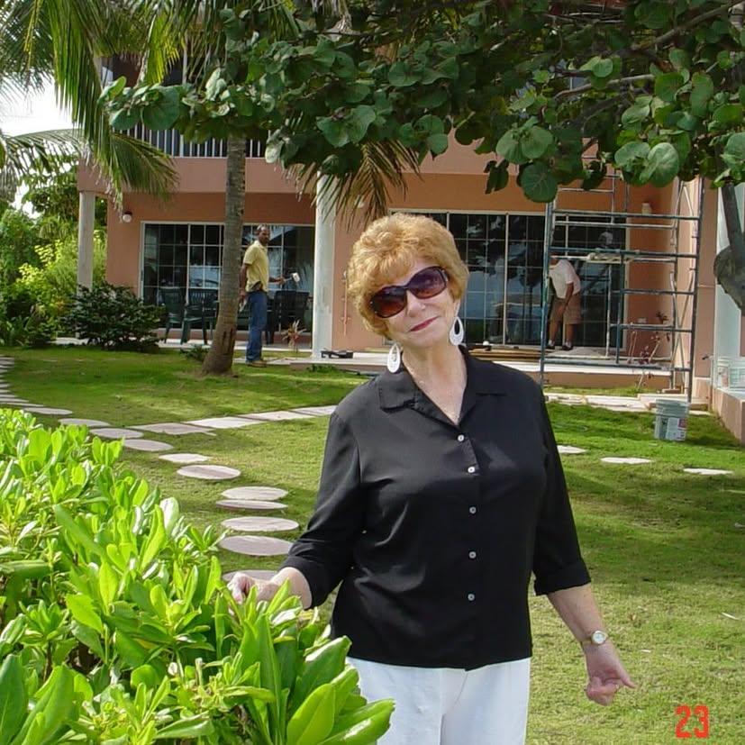 sue weintraut's Classmates® Profile Photo