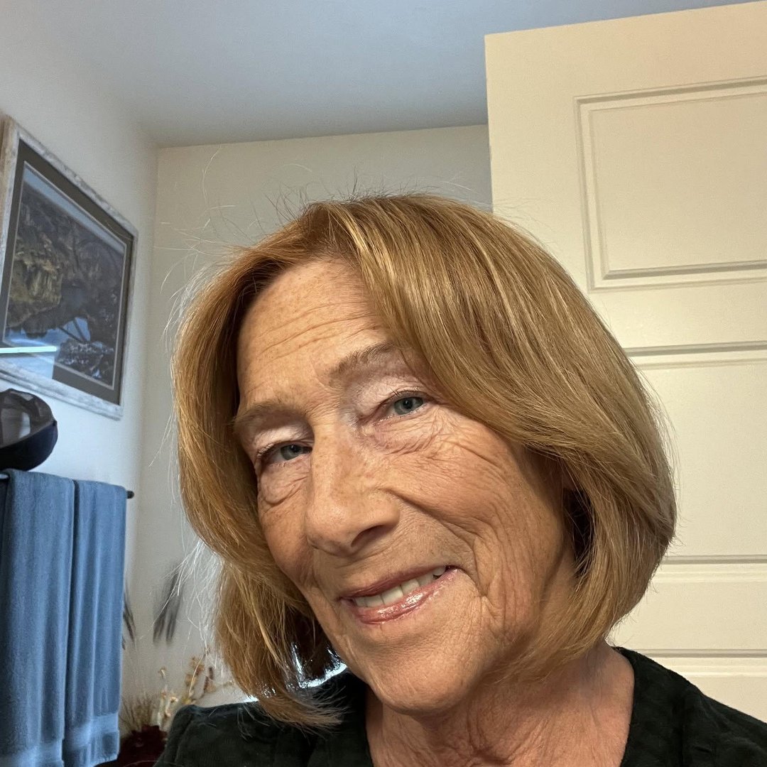 Cathy Brooks's Classmates® Profile Photo