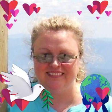 Julie Webb's Classmates® Profile Photo