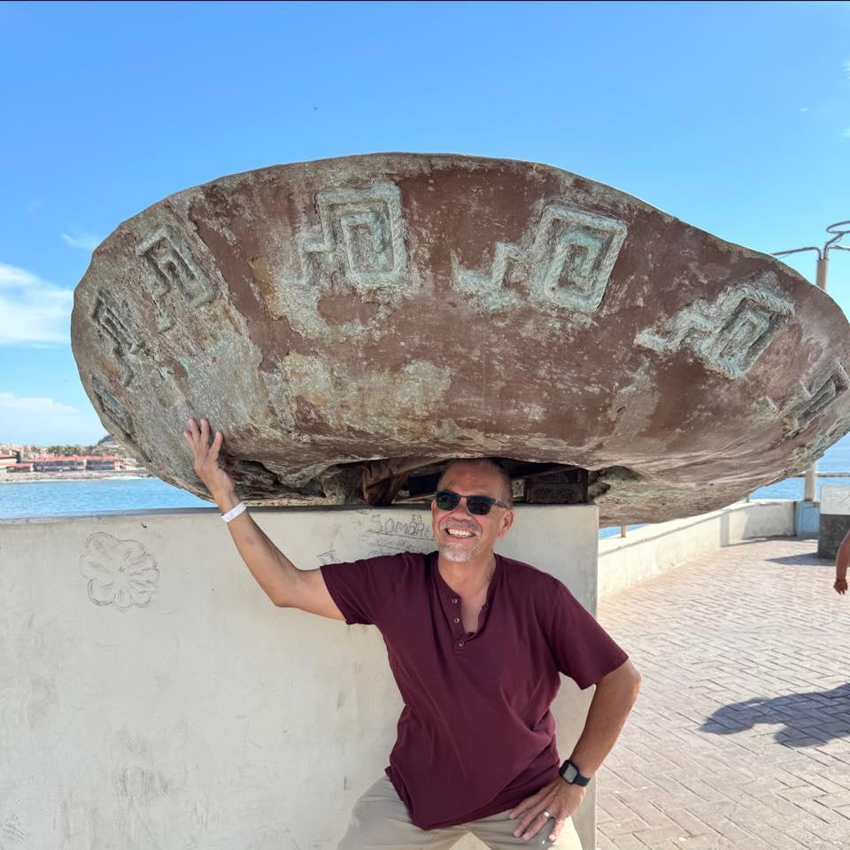 Roy Andaverde's Classmates® Profile Photo