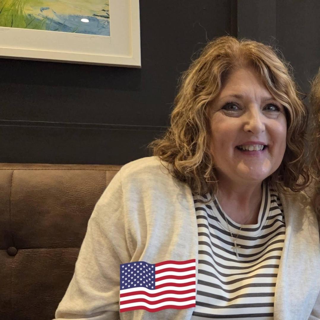 Lori Roberts's Classmates® Profile Photo