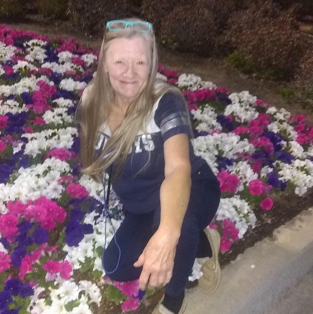 Susan Gilliland's Classmates® Profile Photo