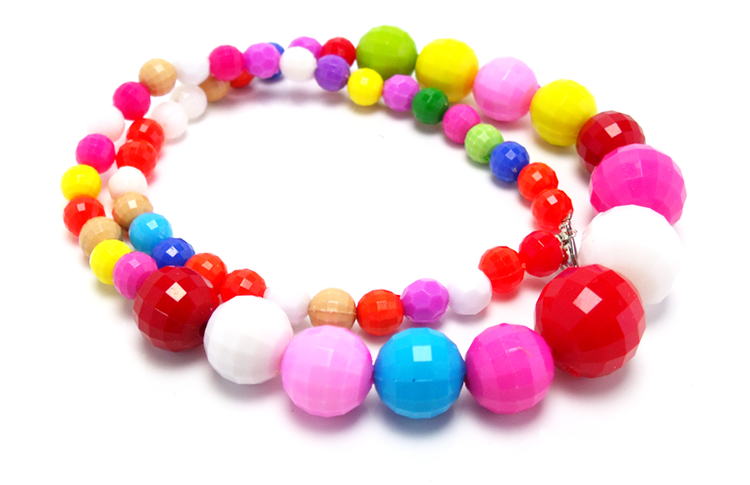 beaded necklace