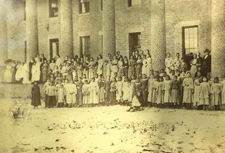 By Wesley Fryer from Oklahoma City, Oklahoma, USA (Cherokee Heritage Museum) [CC BY 2.0 (http://creativecommons.org/licenses/by/2.0)], via Wikimedia Commons