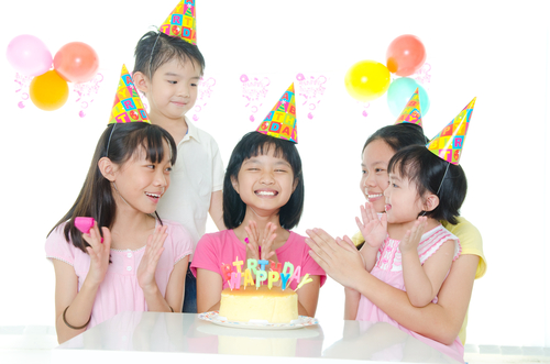 birthday party of asian kids.