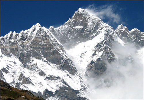 Lhotse as seen from the climb up to Chhukung Ri. Jamie O'Shaughnessy