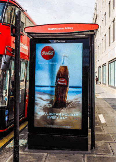 Animation showing the dimensions of a bus stop ad.