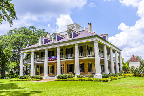 DARROW, USA - JULY 14, 2013: famous Houmas House plantation in Darrow, USA. Irishman John Burnside bought the plantation in 1857 for USD 1 million.