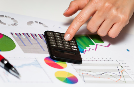 Calculator on top of stock reports.