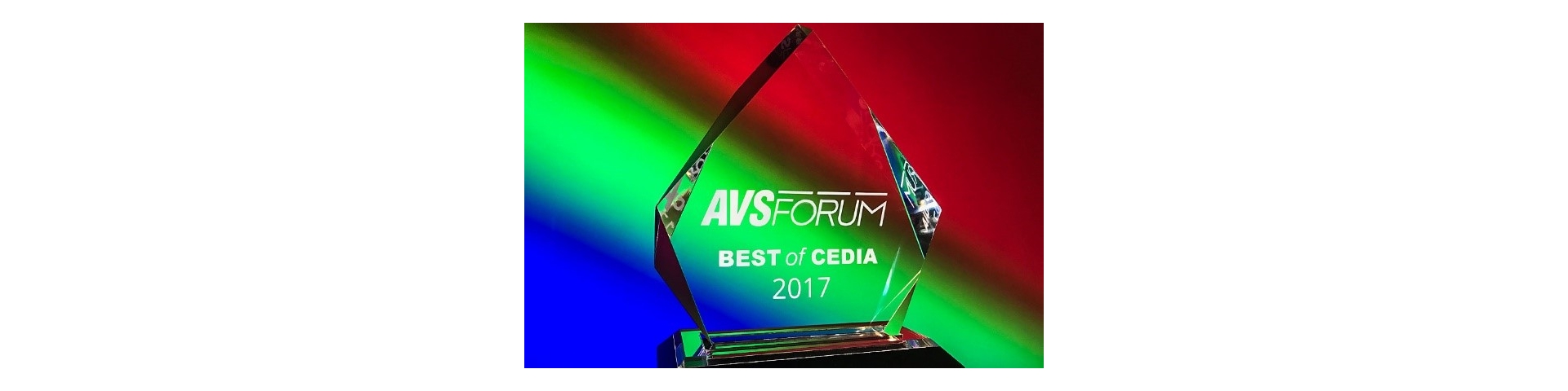 Epson Home Cinema LS100 Laser Display Wins AVS Forum Best of CEDIA 2017  Award | Epson US
