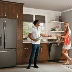 Sleek and Chic: GE Expands Popular Slate Finish to More Appliances 