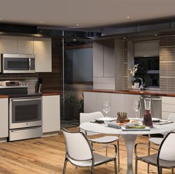 Cooking and Convenience Go Phone-in-Hand with  GE’s New Free-Standing Range You Can Operate from a Smartphone