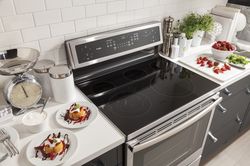 Edge-to-Edge with Induction Cooktop