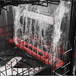 GE Profile™ and Café™ dishwashers with silverware jets