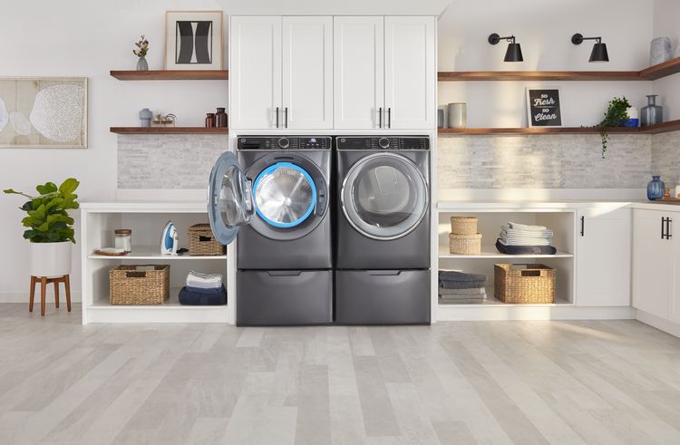 GE UltraFresh Front Load Washer with the UltraFresh Vent System with OdorBlock