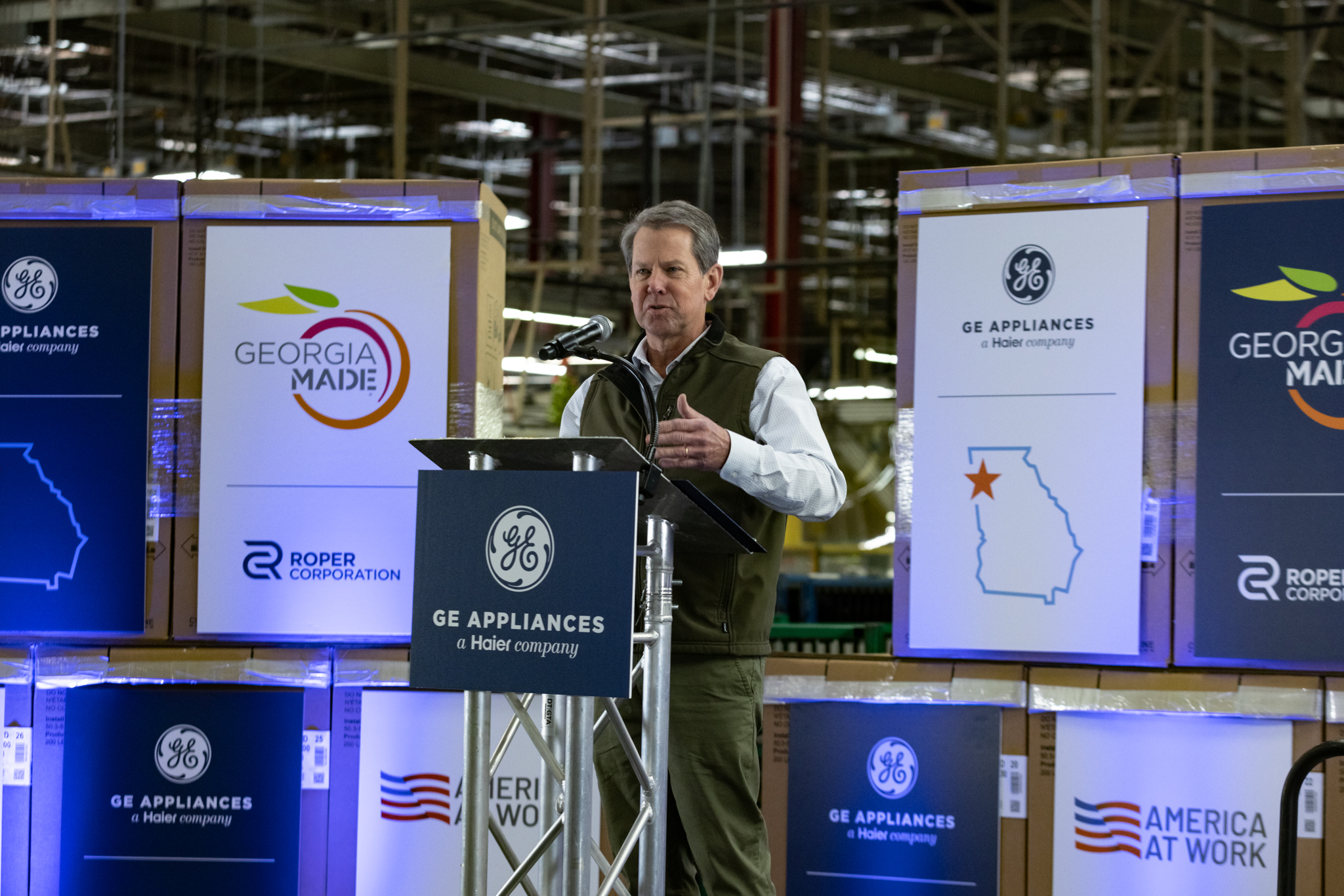 Governor Brian Kemp at Roper Corporation in LaFayette, GA GE Appliances