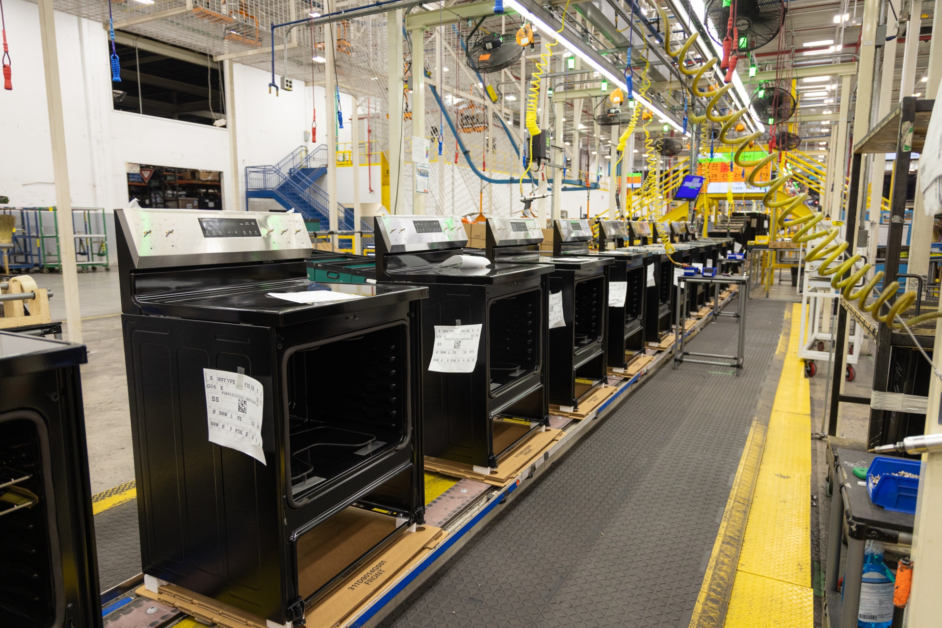 New GE, GE Profile(TM) and Cafe(TM) ranges being made on one of two new ...