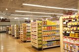 Grocer Finds GE’s New LED Fixture IS the Answer for Lighting That Lasts Grocer Finds GE’s New LED Fixture IS the Answer for Lighting That Lasts