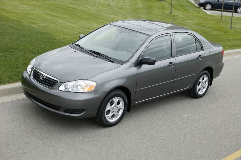 Toyota corolla 2005 года