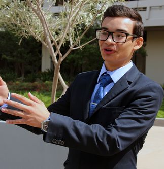 Local High School Students Learn About the Law From SCE Lawyers 