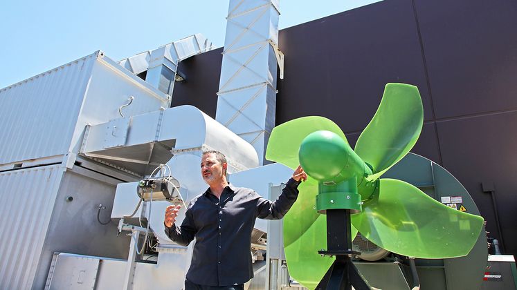 Shmaze Business Customer