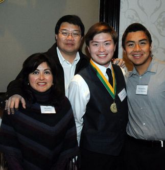 Edison International Invites High School Seniors to Apply for $40,000 College Scholarships