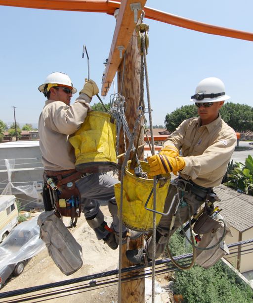 As Heat Wave Continues, Additional SCE Crews on Standby