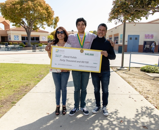 P2019_EDISONSCHOLARS_OXNARDHS-5481
