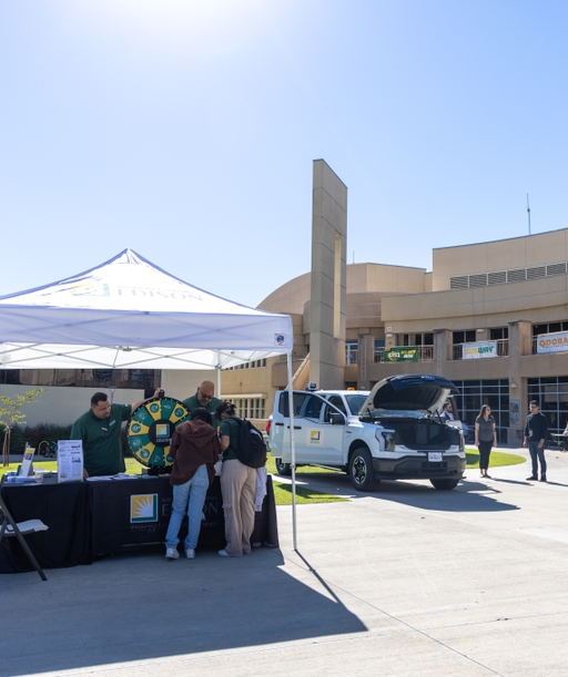 CAL+POLY+COMM+FALL+FORUM_ES-0664 cover