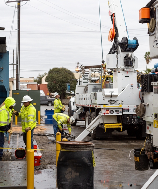 SCE+FIELD+CREWS+EL+MONTE_ES-8849+1 cover