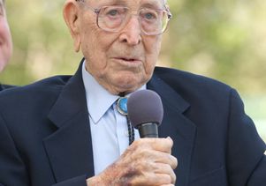 John Wooden in 2008