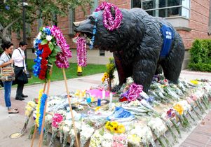 John Wooden memorial at The Bruin