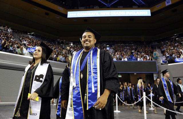 Commencement 2013 march