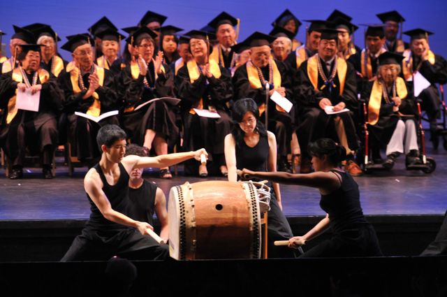 Taiko drummers