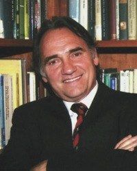 Carlos Torres