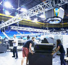 students help 220 square