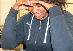 Heaven Elliot trying to read Mandarin