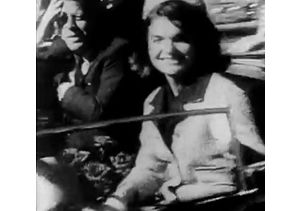 JFK  and  Jackie in limo thumbnail