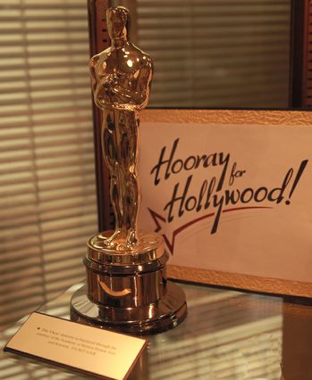 Oscar-Hooray for Hollywood