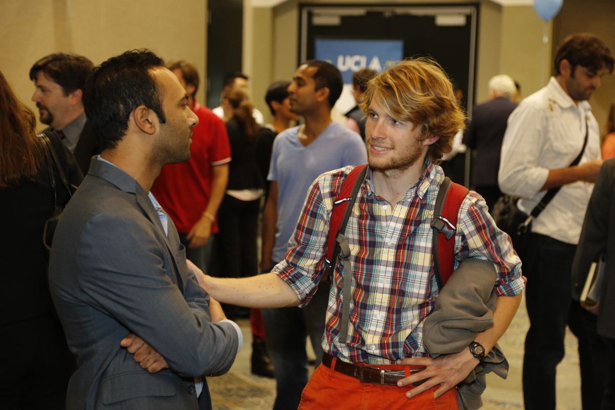 Guests mingle before Blackstone LaunchPad event