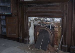 Fireplace-cabinets Eddie Murphy's house
