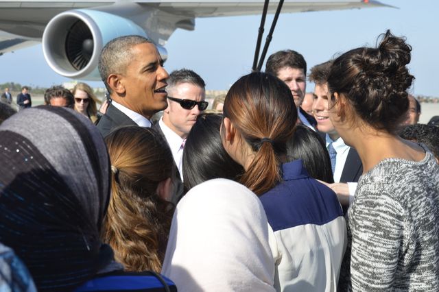 President Obama with UCLA students at LAX